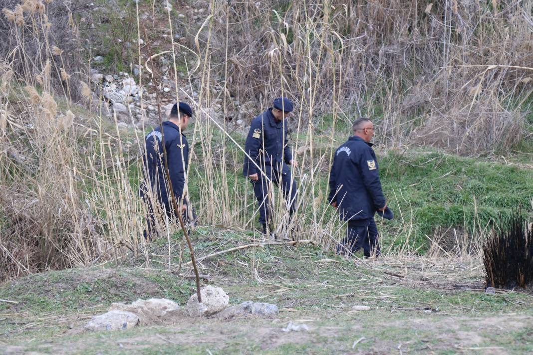 Minik Nazlı'nın cansız bedeni derede bulundu 4